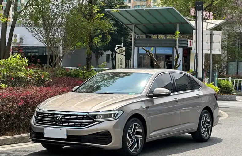 Volkswagen Sagitar 2022 из Китая