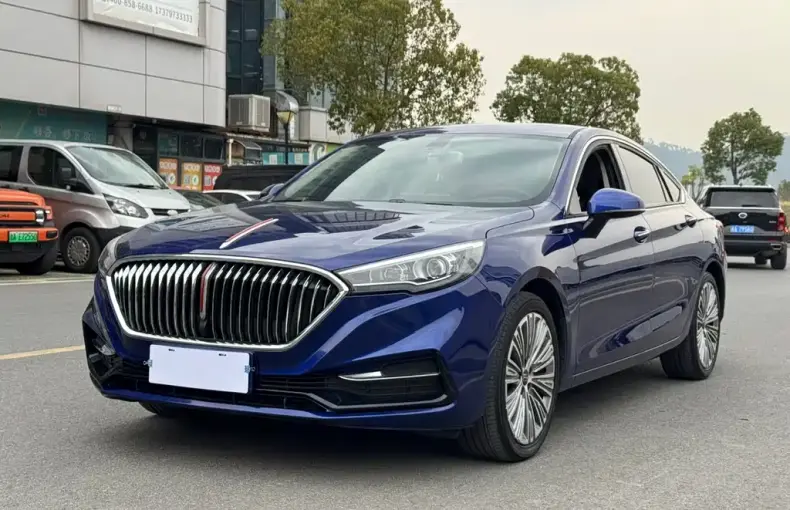 Hongqi Hongqi H5 2022 из Китая