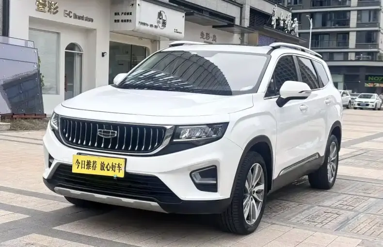 Geely Haoyue 2022 из Китая