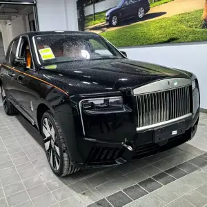 Rolls-Royce Cullinan из Китая