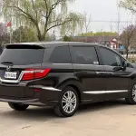 Honda Elysion 2016 из Китая
