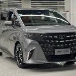 Toyota Alphard 2023 из Китая
