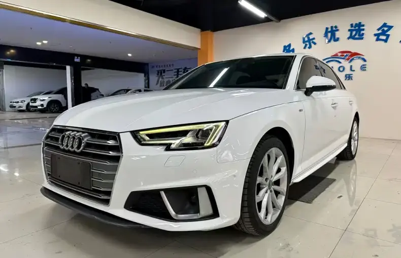Audi A4L 2019 из Китая