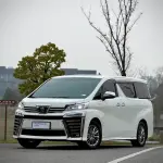 Toyota Vellfire 2022 из Китая