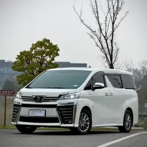 Toyota Vellfire 2022 из Китая