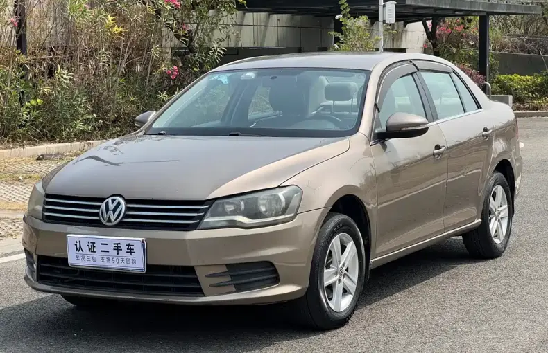 Volkswagen Bora 2014 из Китая