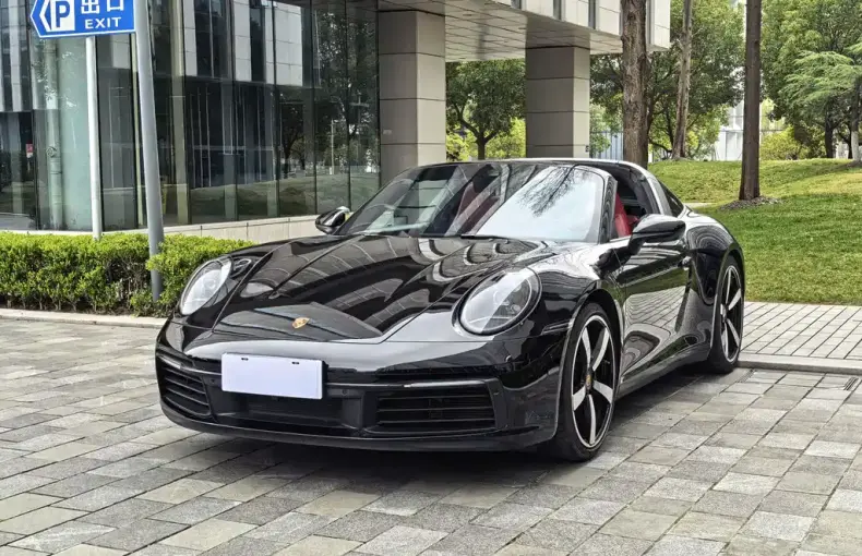 Porsche 911 2021 из Китая