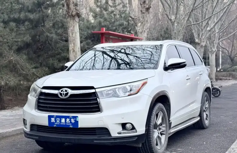 Toyota Highlander 2016 из Китая