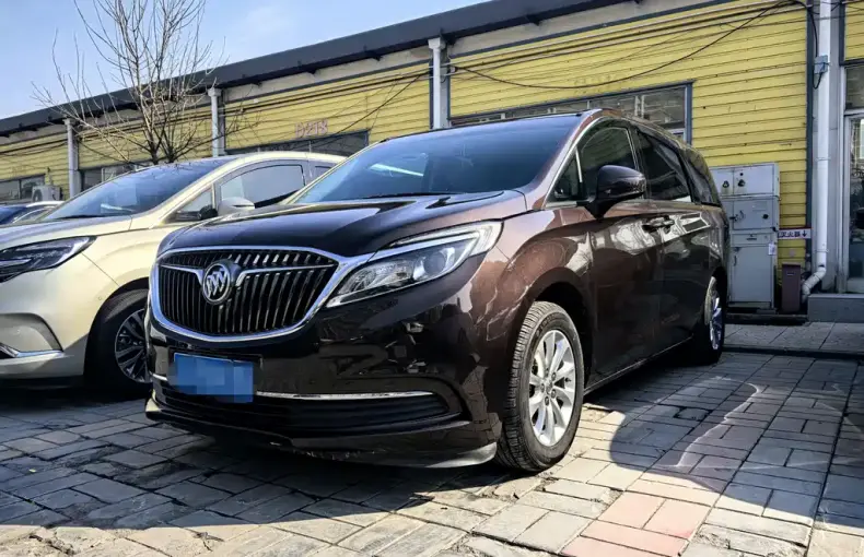 Buick GL8 2019 из Китая