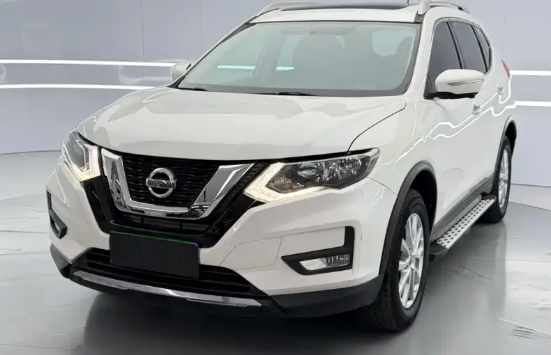 Nissan X-Trail 2017 из Китая