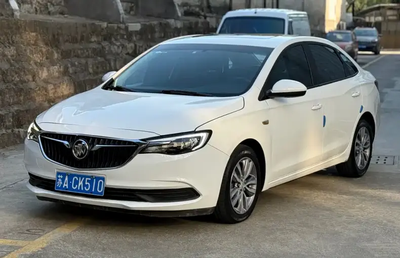 Buick Excelle 2023 из Китая