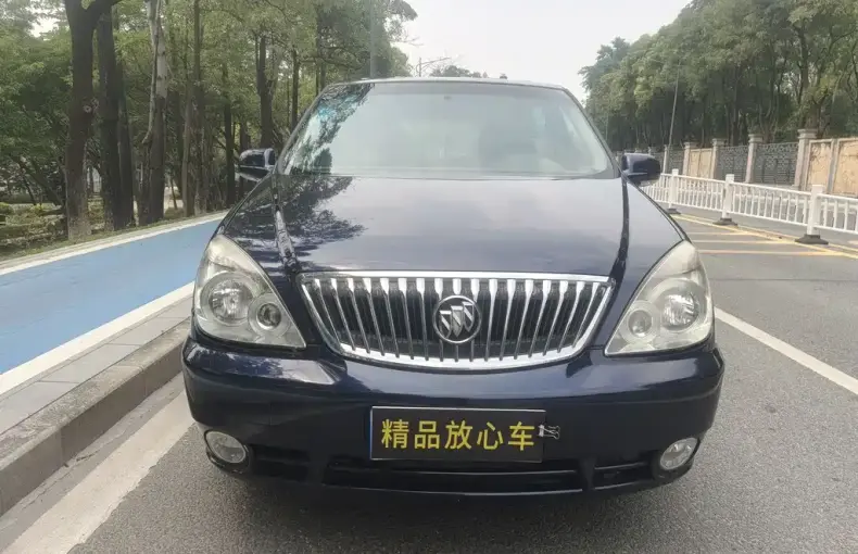 Buick GL8 2014 из Китая