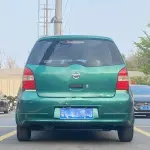 Nissan Livina 2010 из Китая