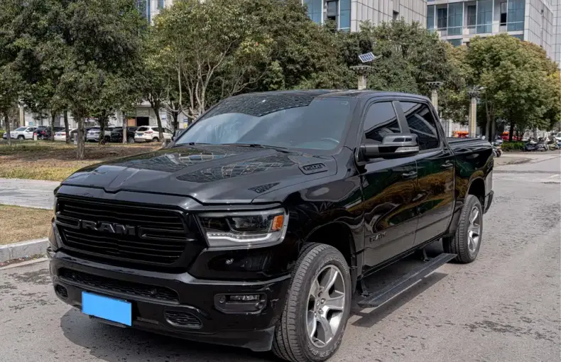 RAM Ram Trucks 2022 из Китая