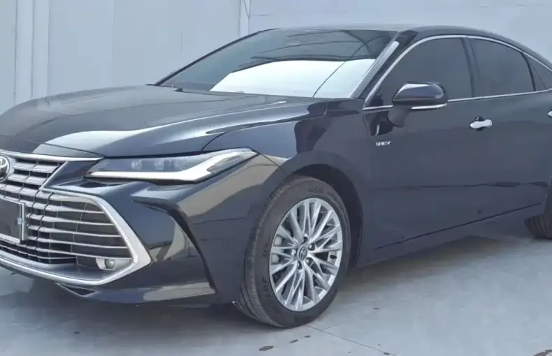 Toyota Avalon 2025 из Китая