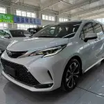 Toyota Granvia 2023 из Китая