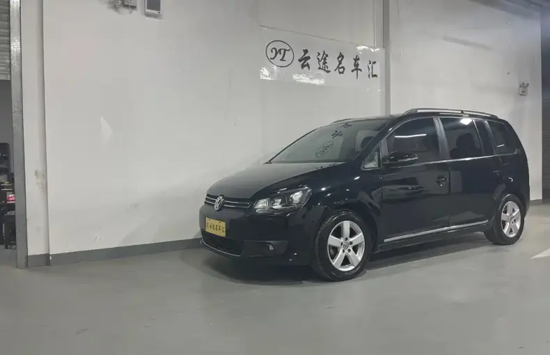 Volkswagen Touran 2015 из Китая