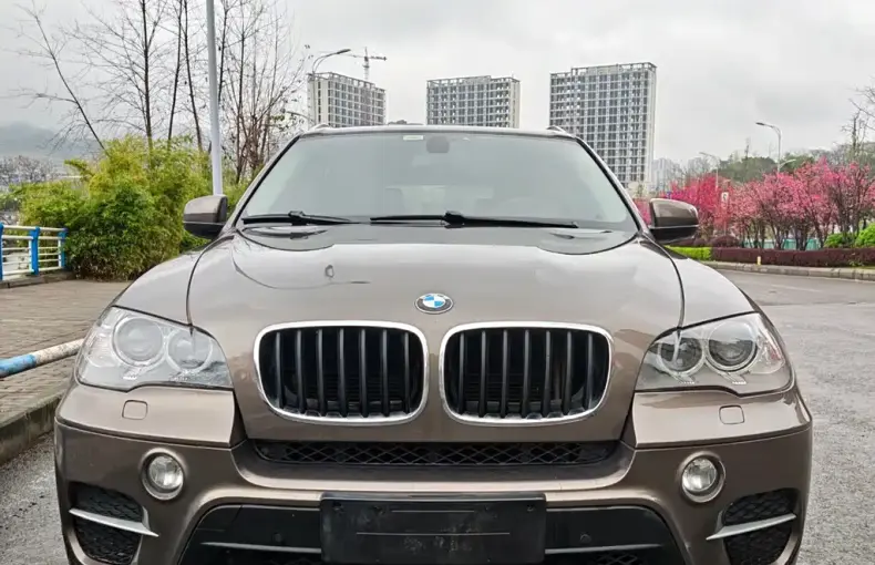 BMW X5 (Import) 2011 из Китая