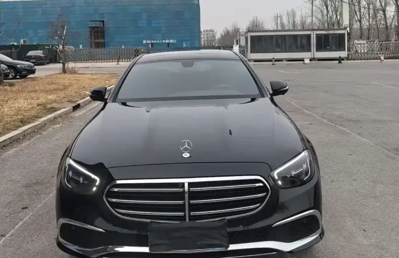 Mercedes-Benz E-Class 2024 из Китая