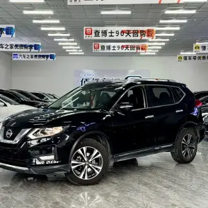Nissan X-Trail 2017 из Китая