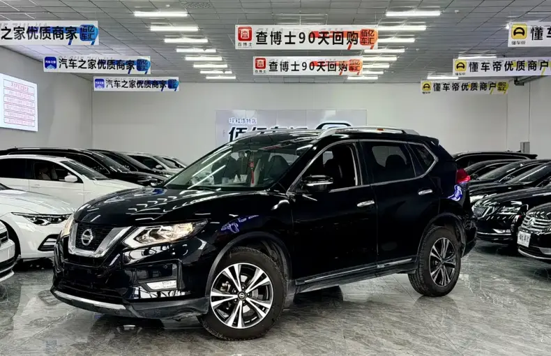 Nissan X-Trail 2017 из Китая