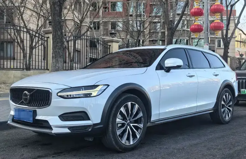 Volvo V90 2023 из Китая