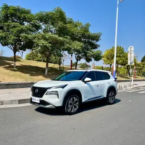 Nissan X-Trail 2024 из Китая