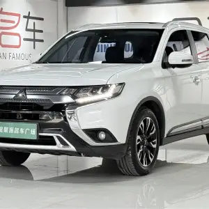 Mitsubishi Outlander 2020 из Китая