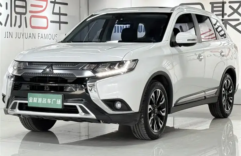 Mitsubishi Outlander 2020 из Китая