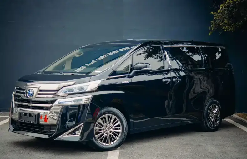 Toyota Vellfire 2021 из Китая