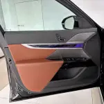 BMW 7 Series 2024 381 л.с. из Китая