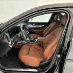 BMW 7 Series 2024 381 л.с. из Китая