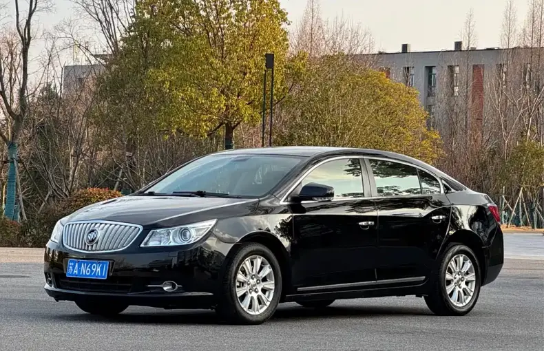 Buick LaCrosse 2012 из Китая