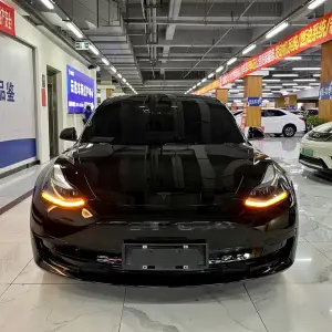 Tesla Model 3 2023 264 л.с. из Китая