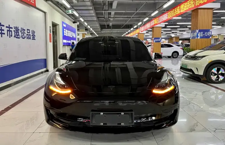 Tesla Model 3 2023 из Китая