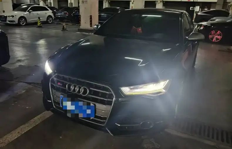 Audi S6 2016 из Китая