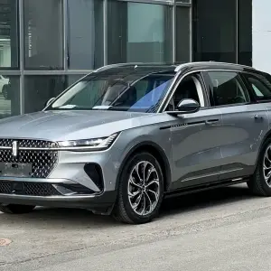 Lincoln Nautilus 2023 261 л.с. из Китая