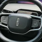 Lincoln Nautilus 2023 261 л.с. из Китая