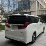 Toyota Alphard 2022 из Китая