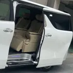 Toyota Alphard 2022 из Китая