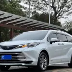 Toyota Sienna 2023 из Китая