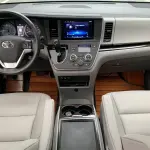 Toyota Sienna 2020 из Китая