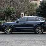 Porsche Cayenne Hybrid 2021 386 л.с. 386 л.с. 386 л.с. 386 л.с. из Китая