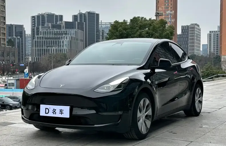 Tesla Model Y 2021 из Китая