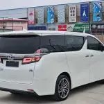 Toyota Vellfire 2022 из Китая