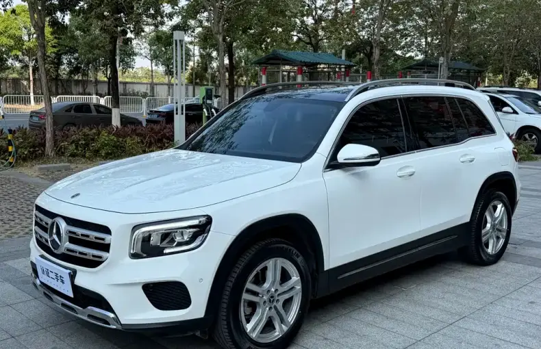 Mercedes-Benz GLB 2023 из Китая