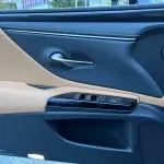 Lexus ES 2023 173 л.с. 173 л.с. 173 л.с. из Китая