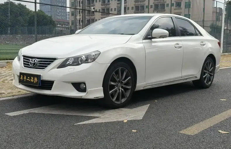 Toyota Reiz 2013 из Китая
