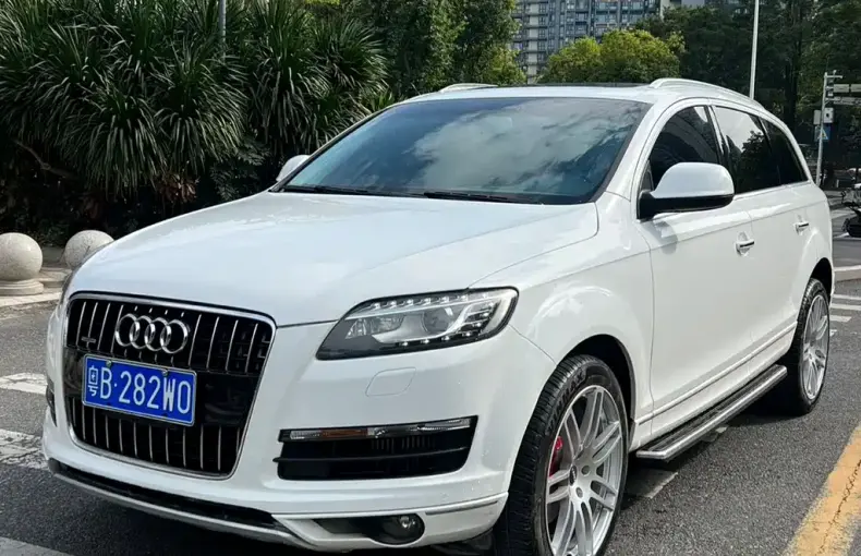 Audi Q7 2012 из Китая