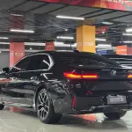BMW 7 Series 2023 из Китая